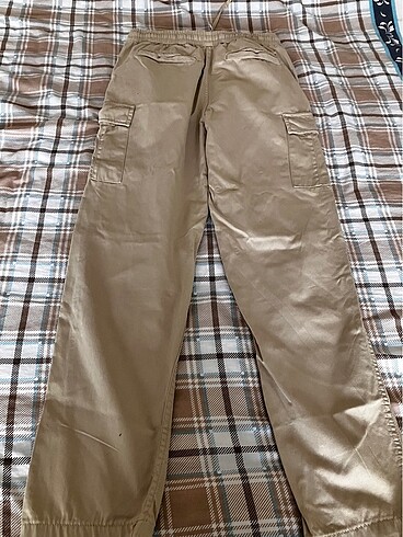 Bershka Pantolon