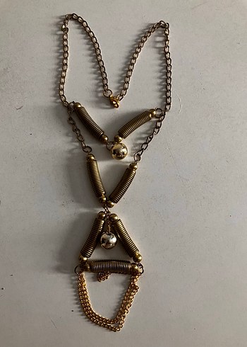 Zincir Detaylı Altın Rengi Kadın Vücut Zinciri - Görsel 3