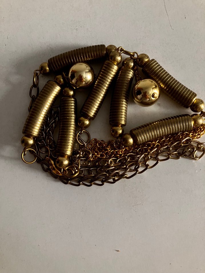 Zincir Detaylı Altın Rengi Kadın Vücut Zinciri - Görsel 5