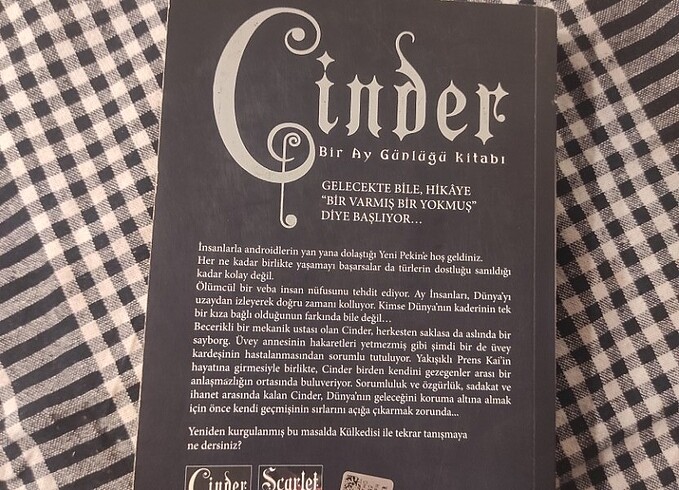  CİNDER ( BİR AY GÜNLÜĞÜ KİTABI)