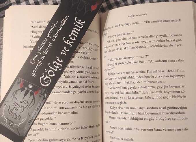  Gölge ve Kemik Leigh bardugo