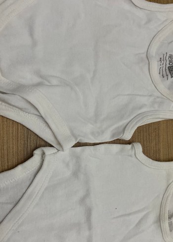 Bebek Erkek Kolsuz Beyaz Pamuklu Body hepsının fıyatıdır - Görsel 4