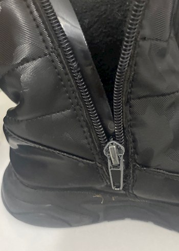 Siyah Twingo çocuk kar botu - Görsel 4