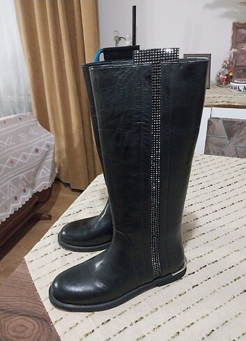 37 Beden siyah Renk Deri sıfır çizme