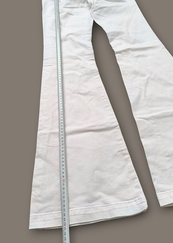 Kadın beyaz İspanyol paça kot pantolon - Görsel 6