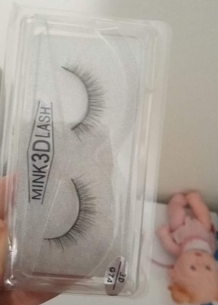 Takma tirnak ve kirpik - Görsel 4