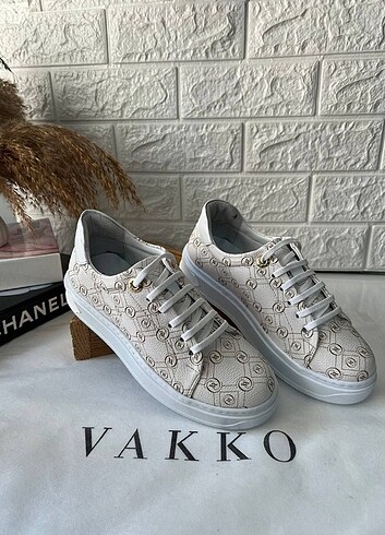 Vakko sneaker 