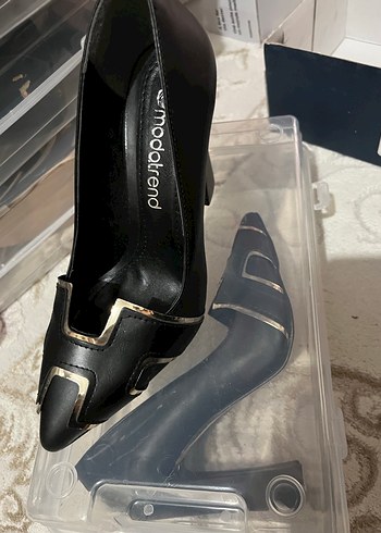 Siyah Parlak Stiletto - Görsel 5