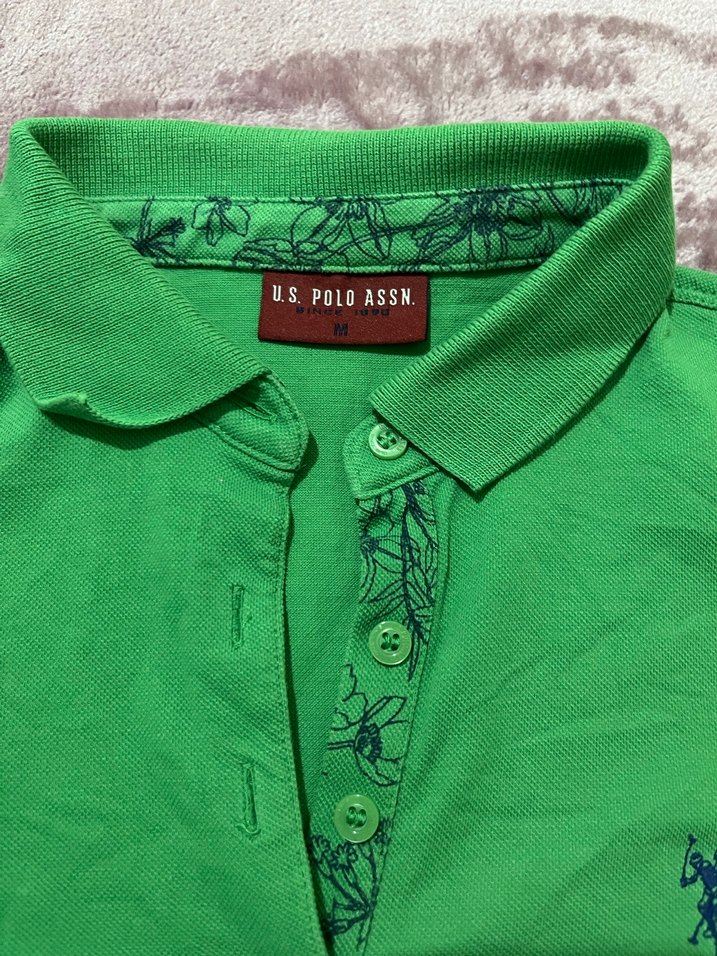 Düğmeli Yeşil Polo Yaka Kadın Tişört - Görsel 2