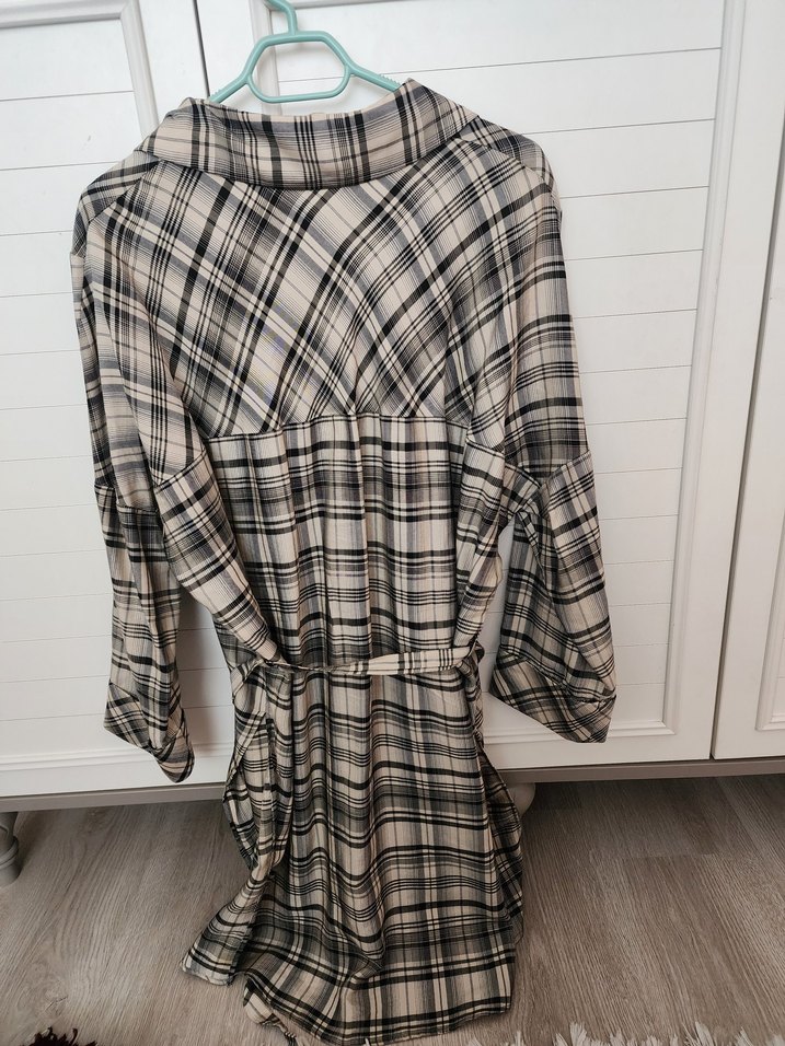 Gri Ekose Desenli Salaş Kadın Gömlek - Görsel 3