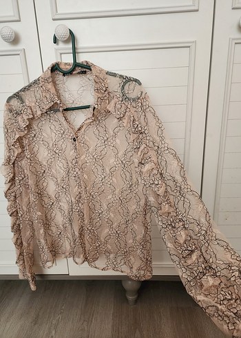 Bej Dantel Detaylı Uzun Kollu Kadın Gömlek - Görsel 4