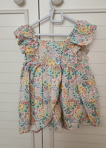 Çiçek Desenli Volanlı Kız Elbisesi - Görsel 2