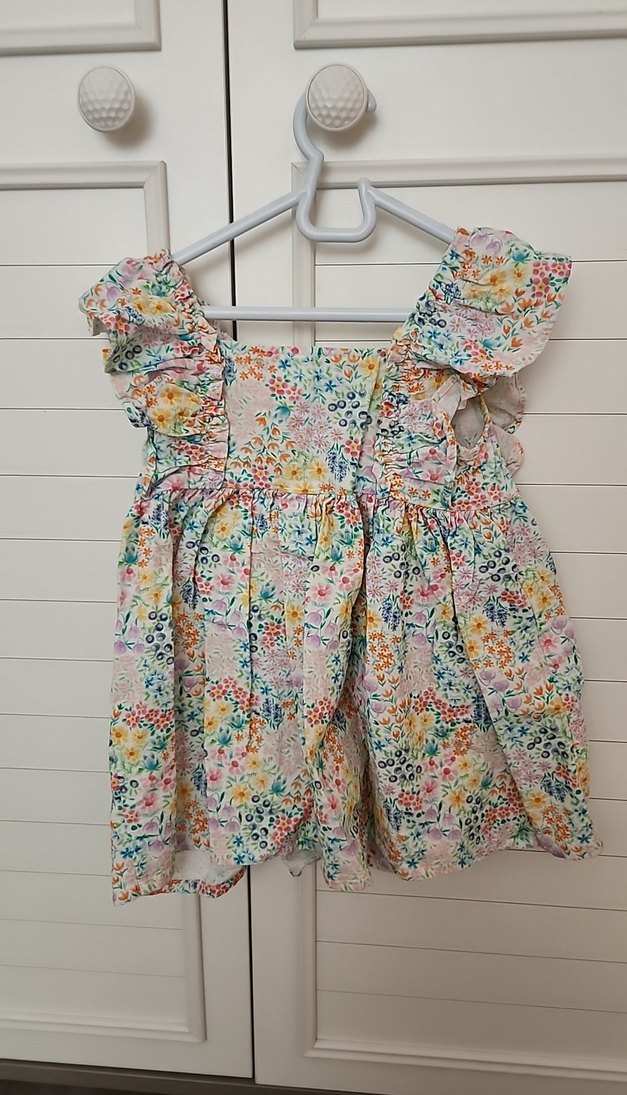 Çiçek Desenli Volanlı Kız Elbisesi - Görsel 2