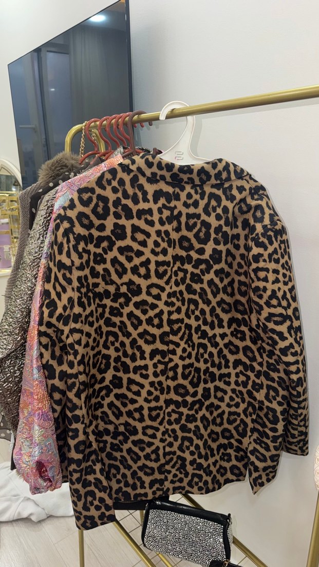 Leopar Desenli Şık Blazer Ceket — görsel 2/4
