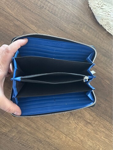 Beden siyah Renk Orijinal mağaza ürünü calvin klein kadın cüzdan