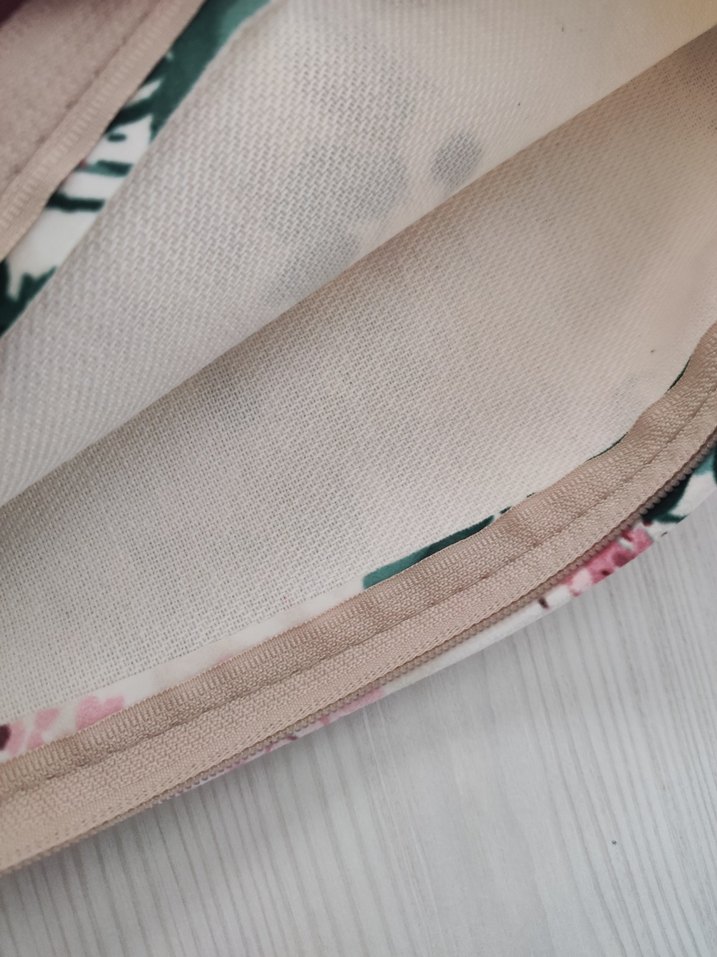 Vintage Pastel Çiçek Desenli Kırlent Kılıfı 4 adet - Görsel 4