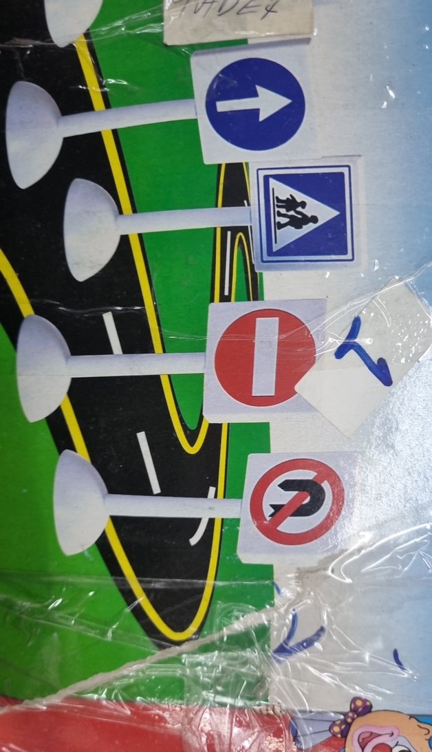 Renkli Plastik Trafik İşaretleri Seti - Görsel 2