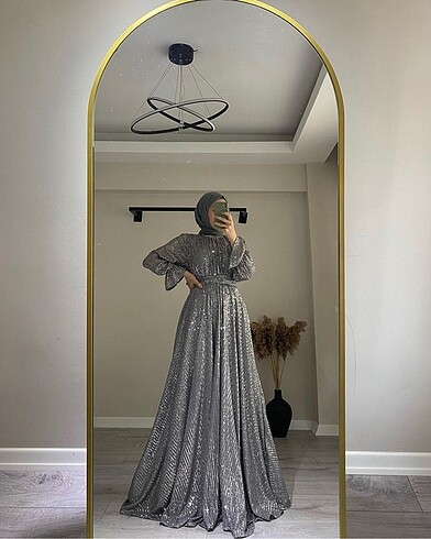 Zara model gri payetli kiralık abiye