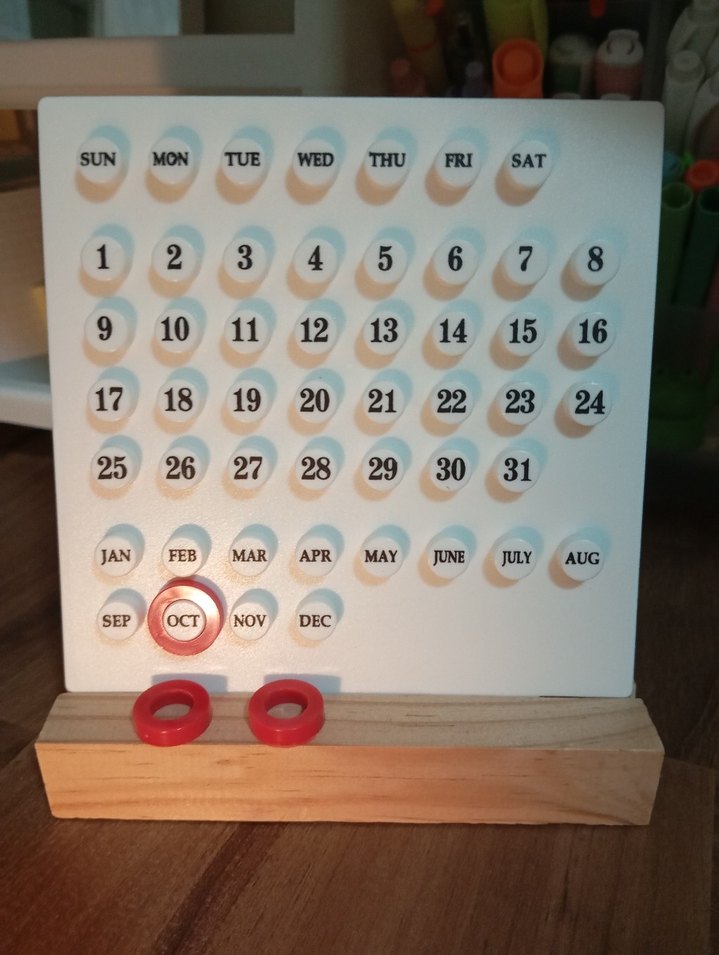 Ahşap Standlı Beyaz Masa Takvimi - Görsel 4