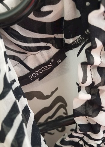 Zebra Desenli Uzun Kesim Drapeli Kadın Bluz - Görsel 4