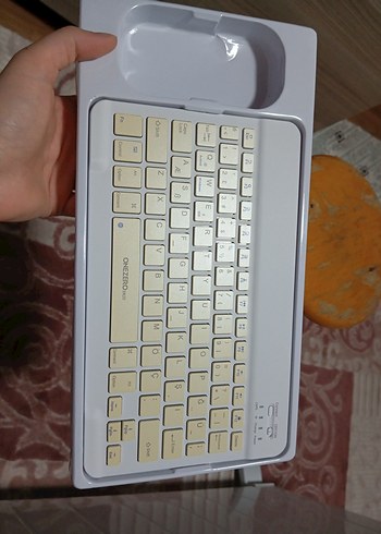 Sarı Kablosuz Klavye - Görsel 3