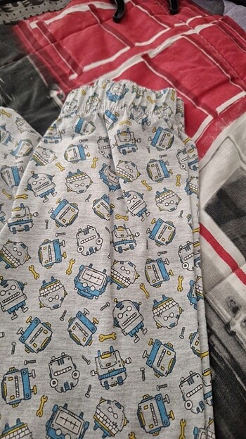 5 Yaş Beden Önden düğmeli pijama takımı