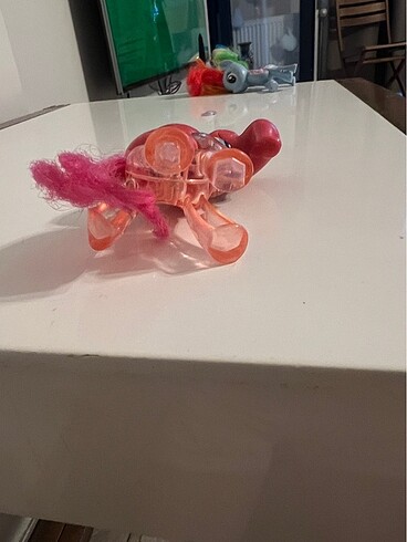 Pembe pony