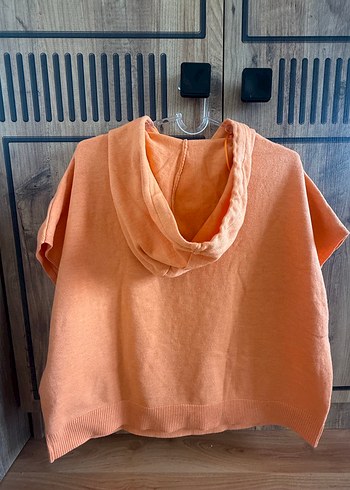 8 Yaş Beden Turuncu Kısa Kollu Sweatshirt