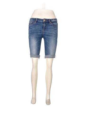 H&M Mini Şort %70 İndirimli.