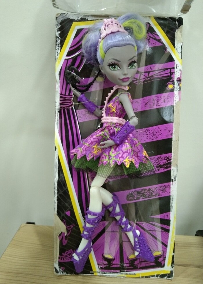 Monster High Moanica D'Kay - Görsel 2