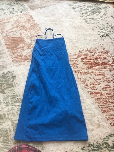 mavi sırt dekolteli mini elbise