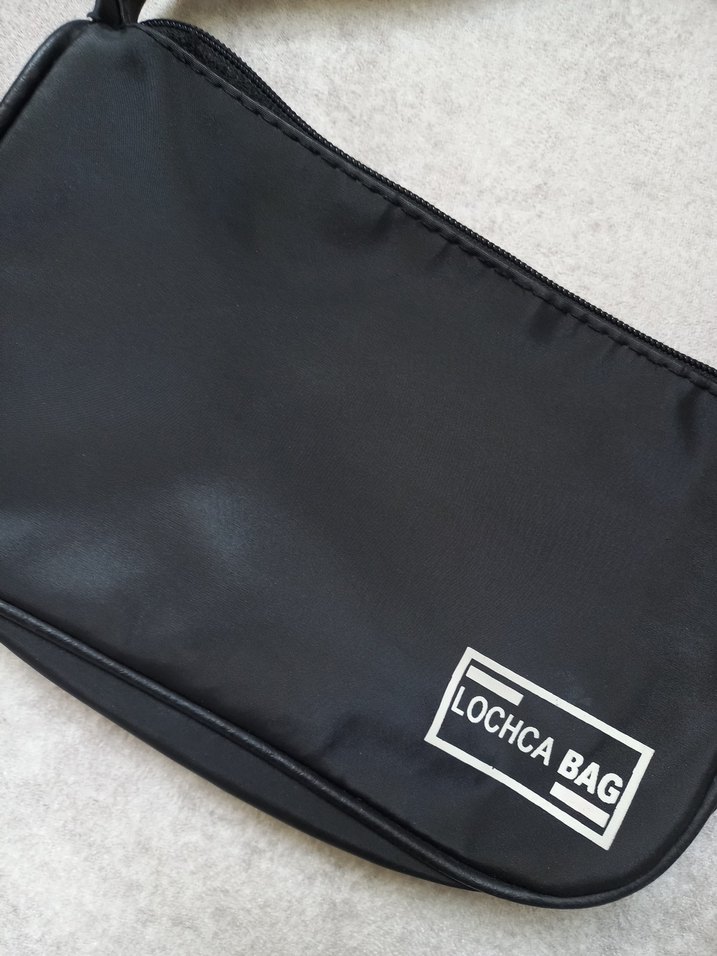 Siyah Minimalist Kadın Baget Çanta - Görsel 3