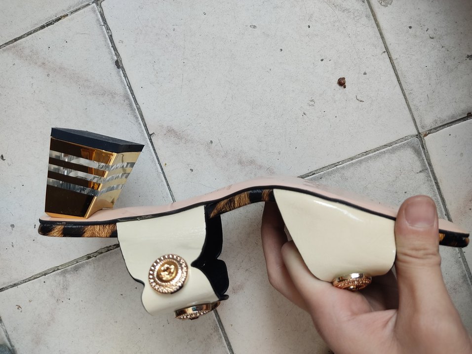 Beyaz Yılan Desenli Platform Topuklu Kadın Ayakkabı - Görsel 4