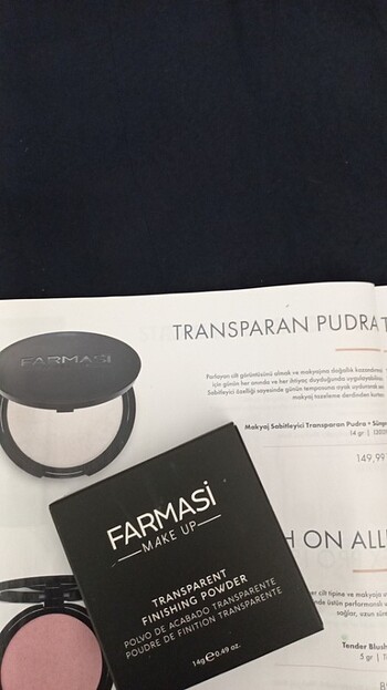 Transparan pudra + sünger 