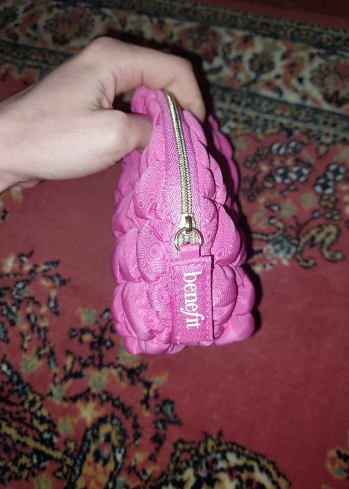 Benefit makyaj çantası - Görsel 5