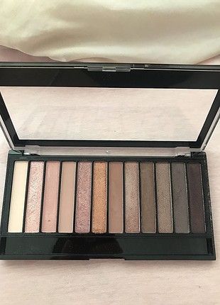 Diğer MAKEUP REVOLUTION