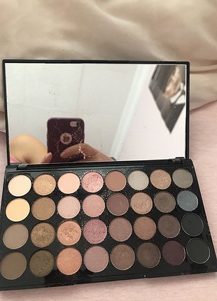 Diğer MAKEUP REVOLUTION