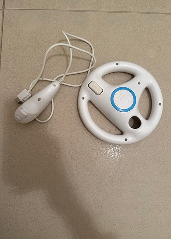 Beyaz Nintendo Wii Konsolu ve Aksesuarları - Görsel 3