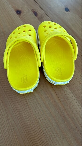 21 Beden Crocs çocuk terlik