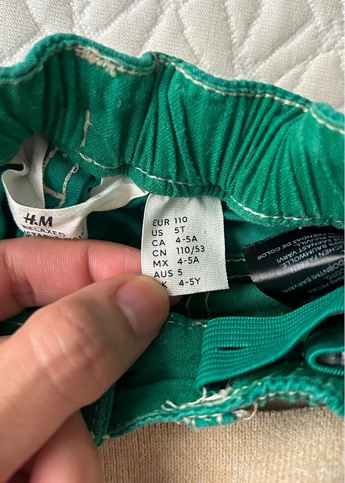 H&M kazak ve pantolon - Görsel 3