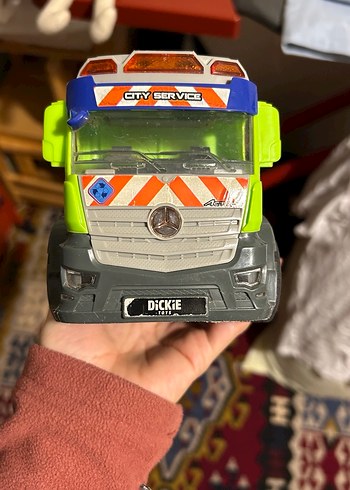 Sesli ışıklı Oyuncak Kamyon - Görsel 2