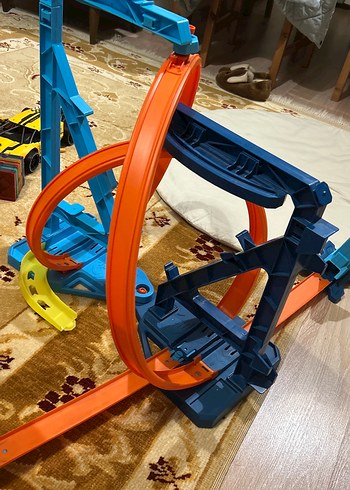 Hotwheels Renkli Yarış Pisti Oyuncak - Görsel 4