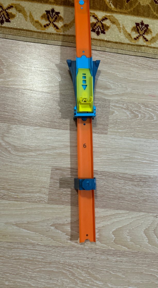 Hotwheels Renkli Yarış Pisti Oyuncak - Görsel 3