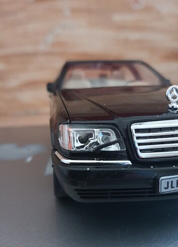 Mercedes e230 1.24 model araba
