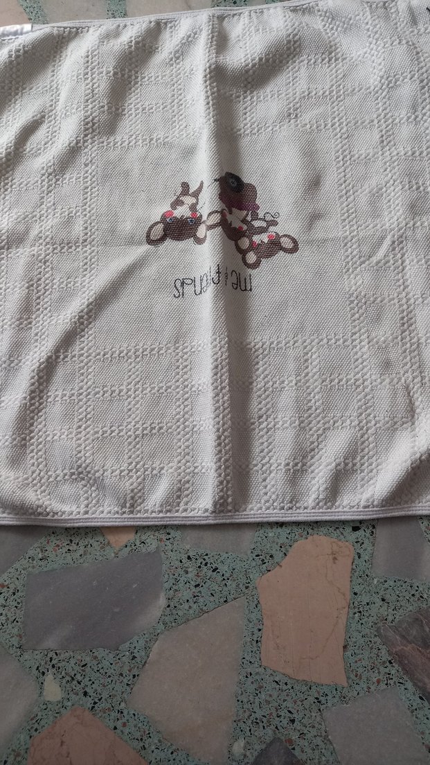 Nakışlı Beyaz Çocuk Battaniyesi bebek - Görsel 2