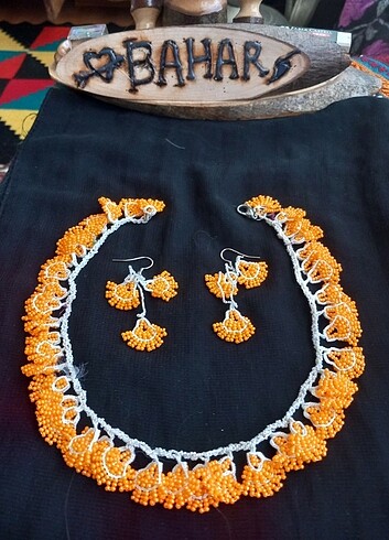 Tasarımcı Kolye