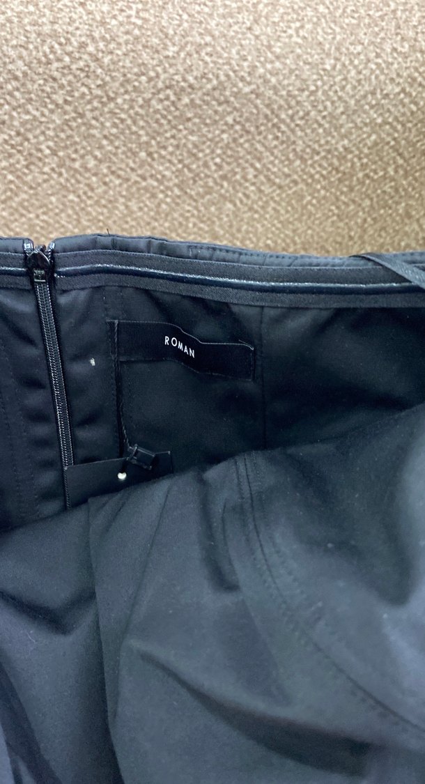 Siyah askısız hafif balon elbise - Görsel 5