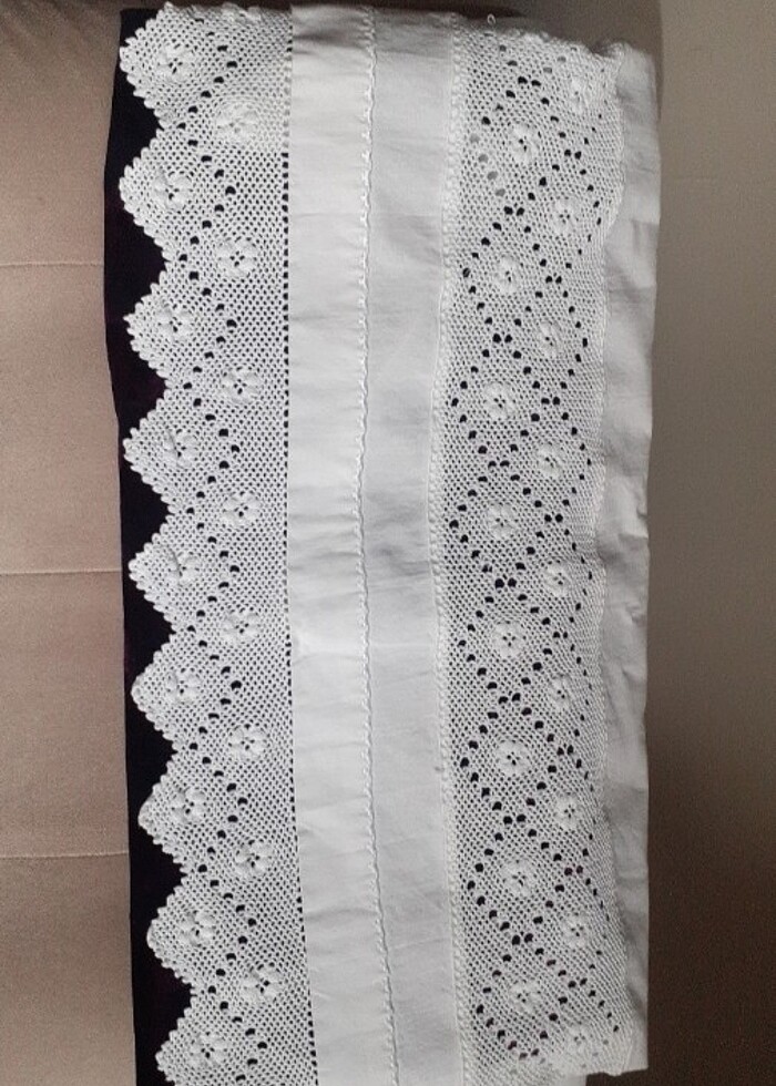 Dantel çarşaf nevresim ve iki adet yastık kılıfı - Görsel 4