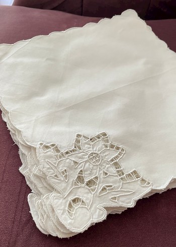 12 parça Delik işi masa örtüsü takım - Görsel 10