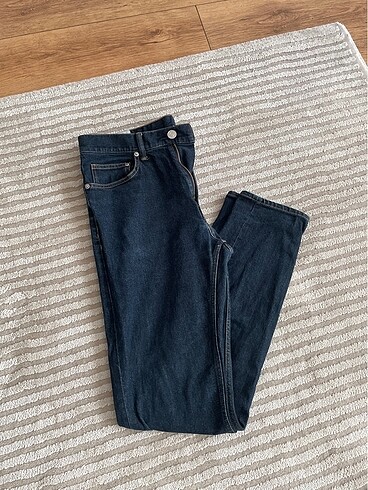 32 Beden lacivert Renk H&M Jeans